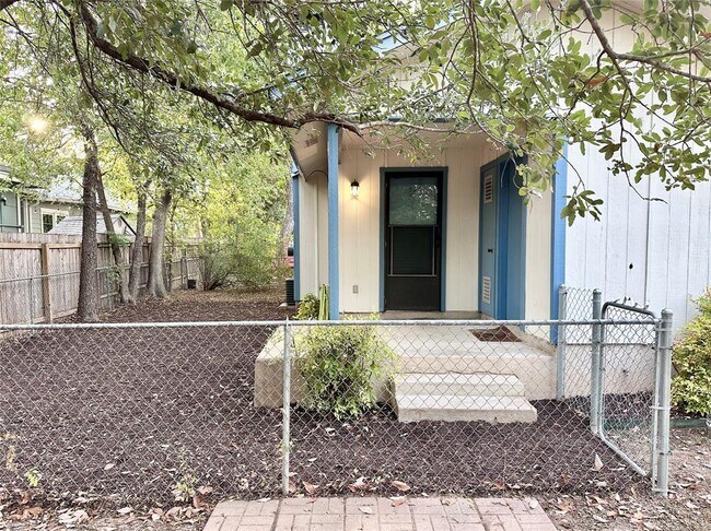 5619 Clay Ave