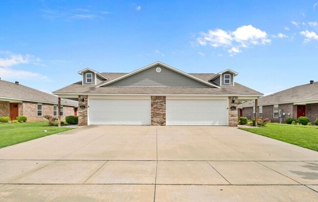 Building Photo - 234 E Anabranch Ct Rental