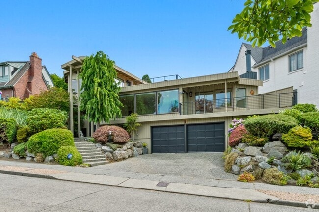 Building Photo - 4Bd/3Ba Seattle House