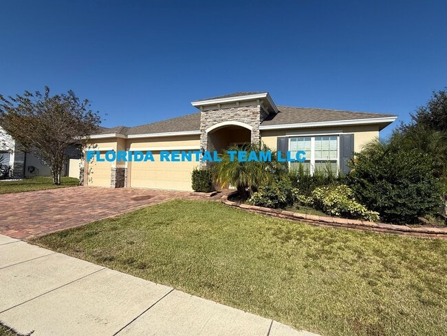 Building Photo - 5/4 Spacious Lake County Home