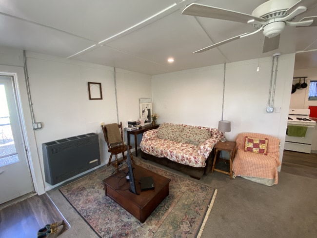 Photo - 521 S Bryan Ave Unidad 1/2