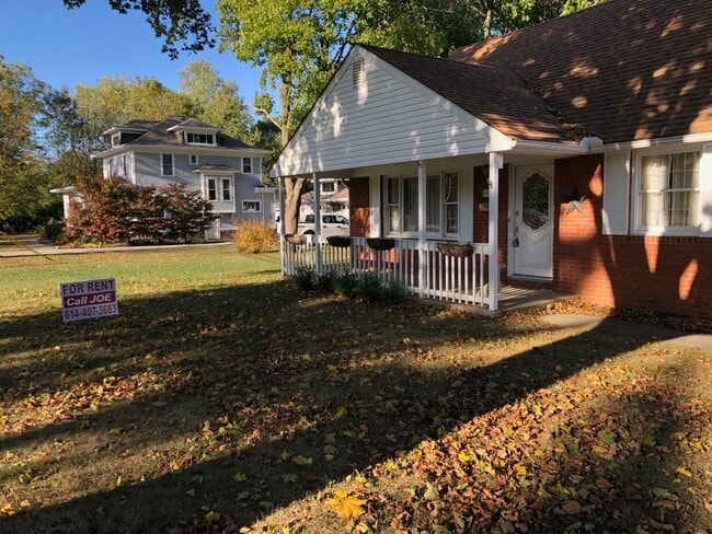 Photo - 439 S Chillicothe St