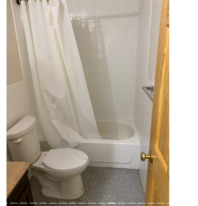 Photo - 177 Northampton St Unit 2