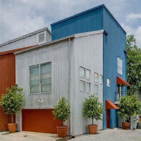 Building Photo - 1720 Nicholson Dr Unit 27