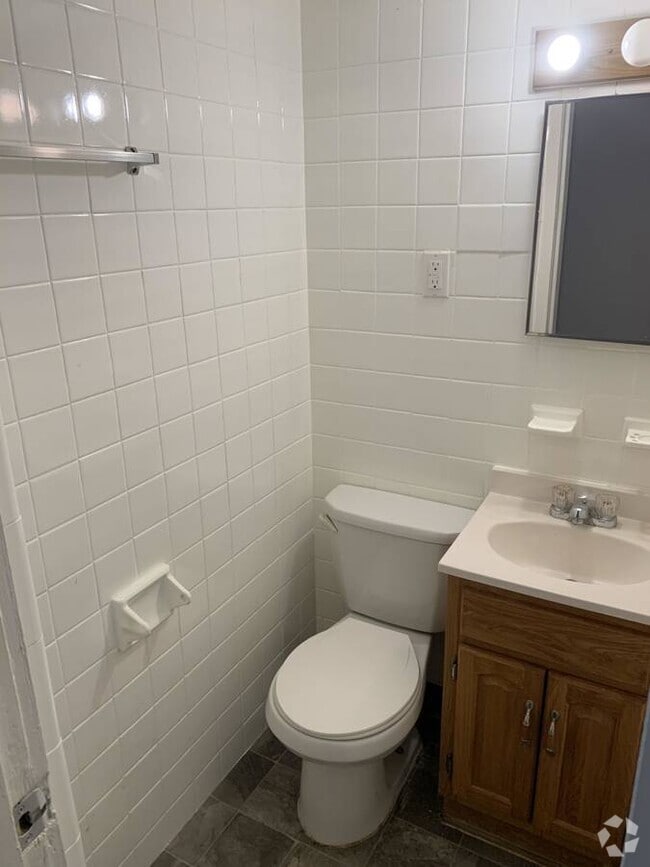 Building Photo - 2 St Mark St Unit A Rental