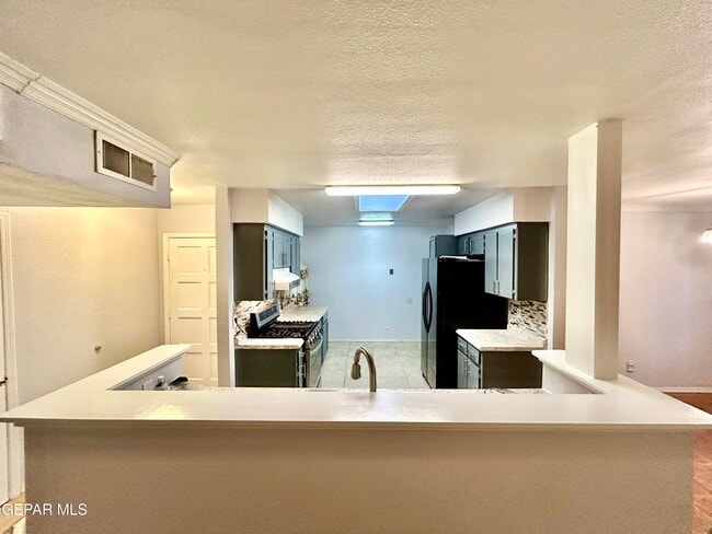 Photo - 11117 Shiner Ave