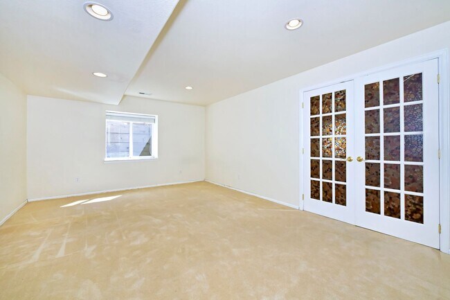 Photo - 5 Bedroom Single Family Home