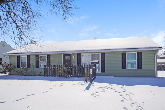Building Photo - 899 Cherrydale Ave Rental