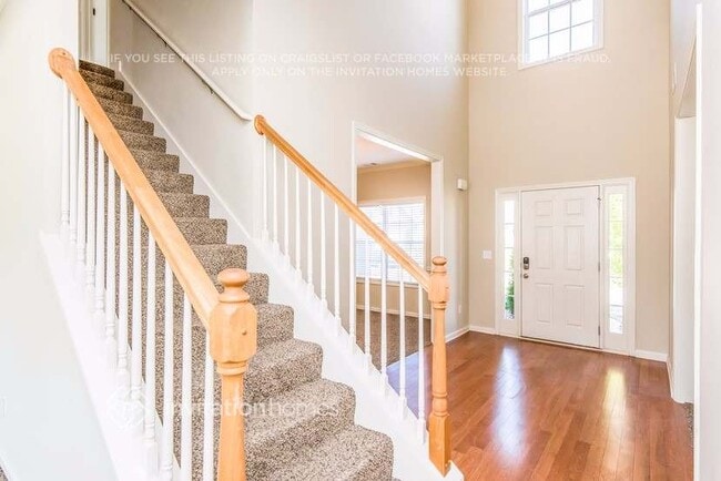 Photo - 75 Monarch Way