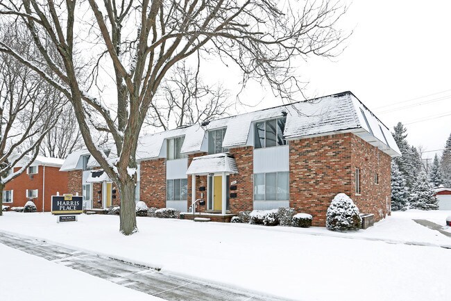 Photo - Harris Place Apartments