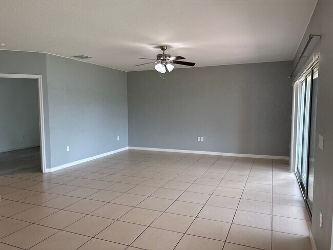 Photo - Beautiful 4 Bedroom Home in Waterview Subdivision in Kissimmee