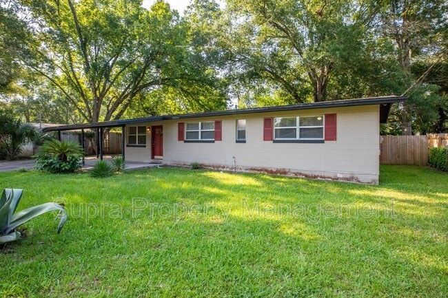 Photo - 6722 Frye Ave W
