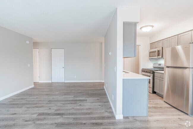 Douglas Drive Terrace - Living 1BR, 1BA - 750SF - Living