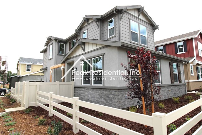 4 br, 3 bath House - 6198 Paseo De Mooney - 4 br, 3 bath House - 6198 Paseo De Mooney