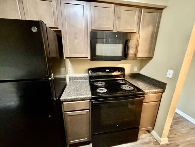 Photo - 2 Bedroom Available! Unit 639