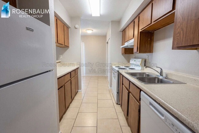 Photo - 410 E 9th Ave Unit Apartment 9