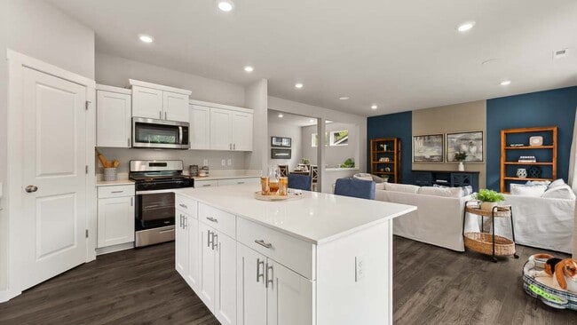Photo - 2101 Boxcar Ct NE