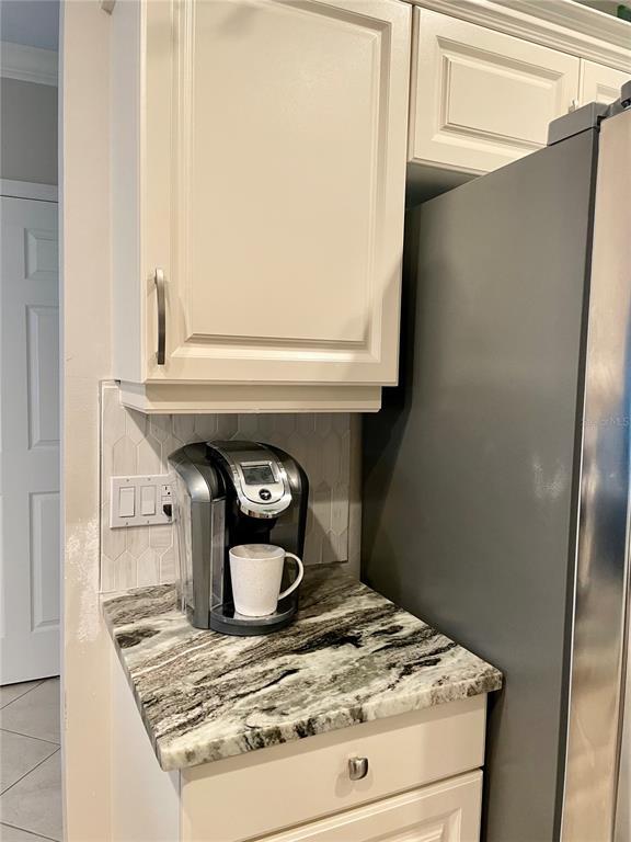 Photo - 5635 Whitehead St