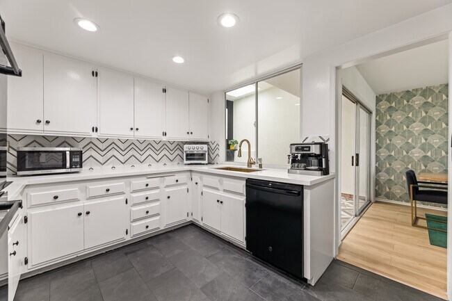 Photo - 3500 W Manchester Blvd