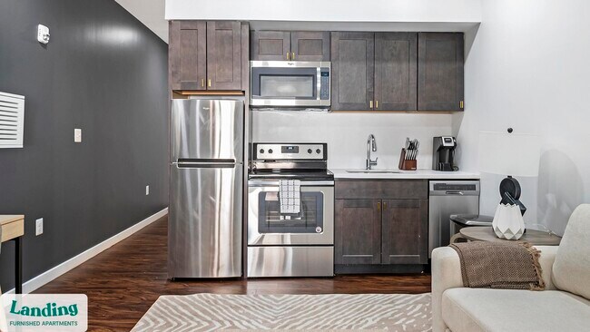 Photo - 824 N Calvert St Unidad 514.901464