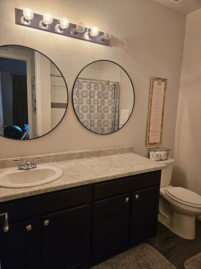 Photo - 6135 Easton Cir