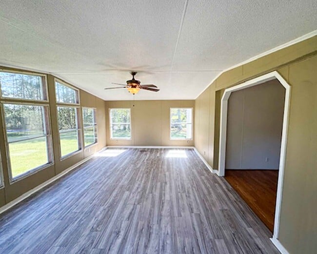 Photo - 2120 Peeler Rd