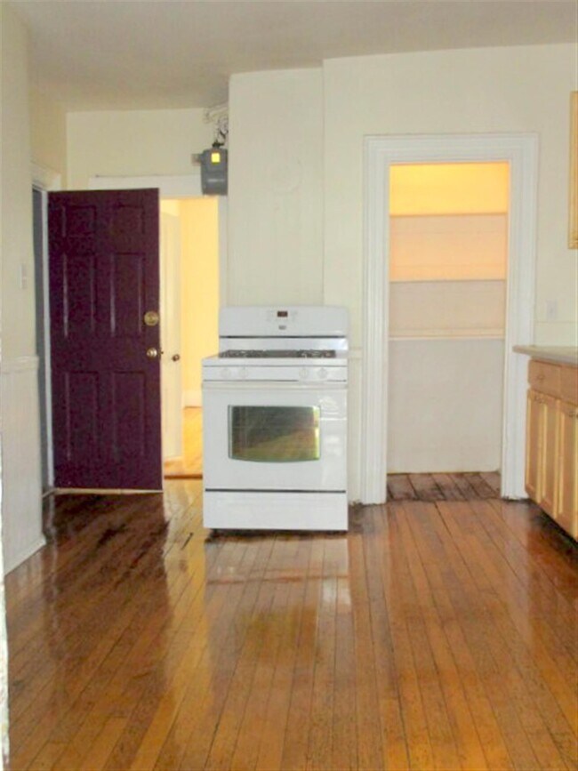 Photo - 57 Summer St Unit 3