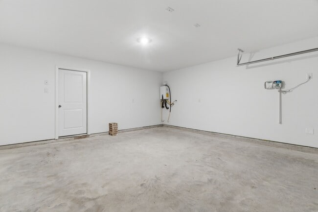 Photo - 1538 Golden Iris Dr