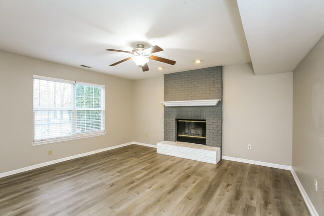 Photo - 18864 Prairie Crossing Dr