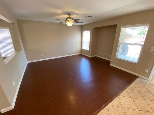 Photo - Wonderful 4 bed/2.5 bath home located in Summerlin