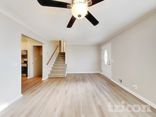 Photo - 2092 Brooks Rd SE