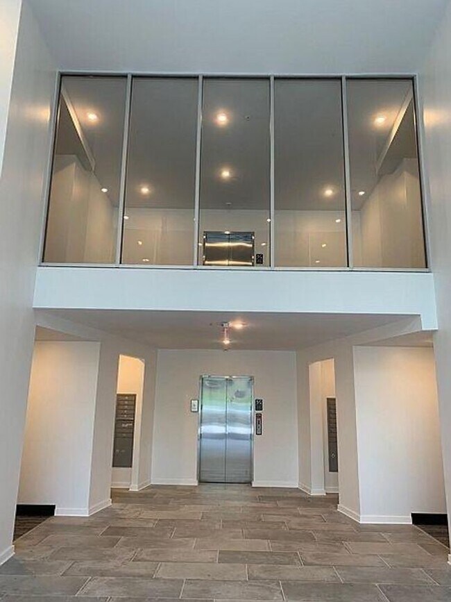 Photo - Sleek 2 bed 2 bath West End condo!