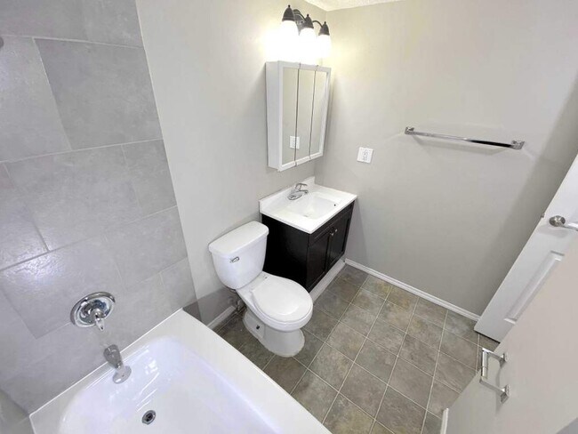 Photo - Lynden Court