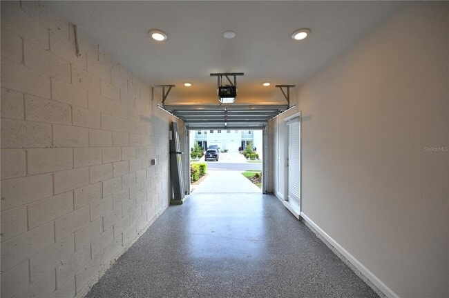 14261 Crimson Ave