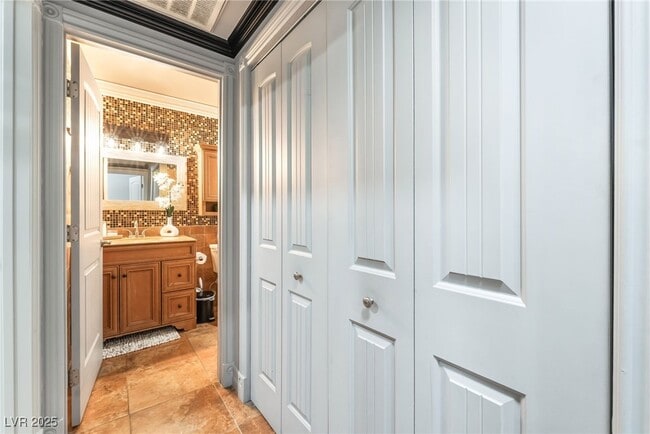 Building Photo - 2338 Jack Pine Way