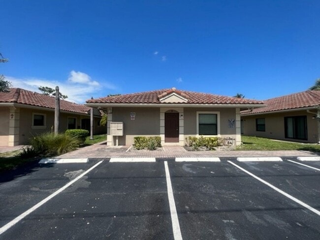 Photo - 1045 Villas LLC (1035 NE 10th Ave) Unit 1