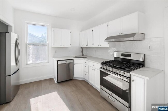 Photo - 46 Garden Pl