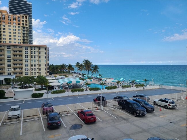 Building Photo - 3180 S Ocean Dr Unit 307