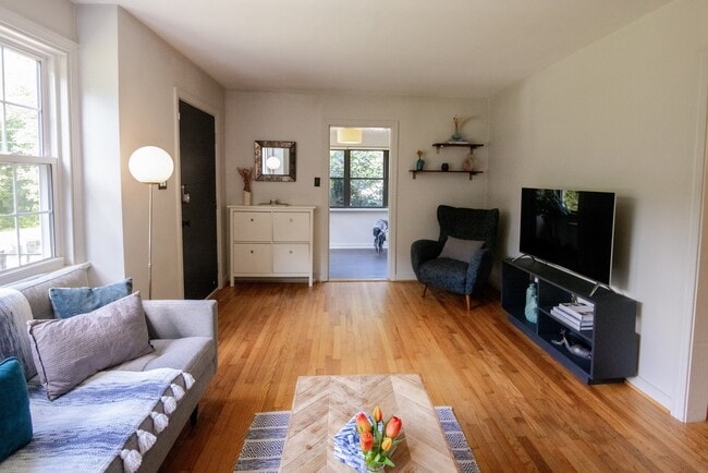 Photo - 8307 Rolando Dr