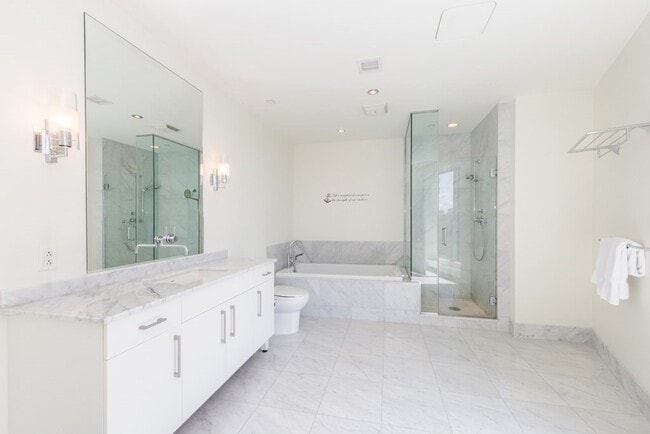 Photo - 360 Newbury St Condo Unit 407