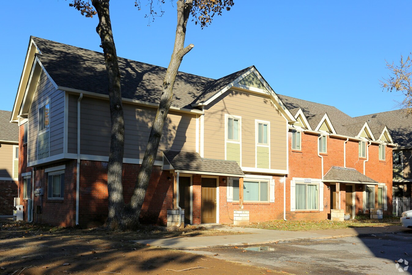 Windsor Village Apartments - Windsor Village Apartments