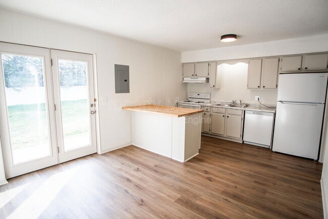 Photo - 3112 E Governor John Sevier Hwy