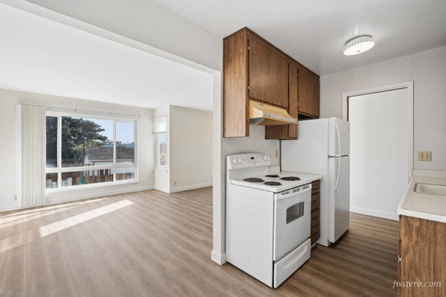 Photo - 3225 Vicente St Unit 2