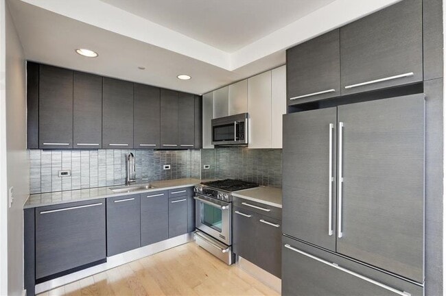 Building Photo - 2 2nd St Unit 1708 Rental