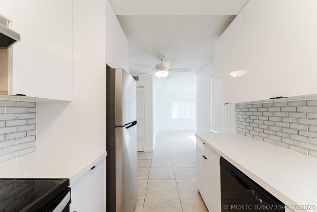 1220 NW 16th Ave