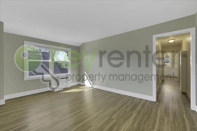 Photo - 1119 Lochbrae Rd