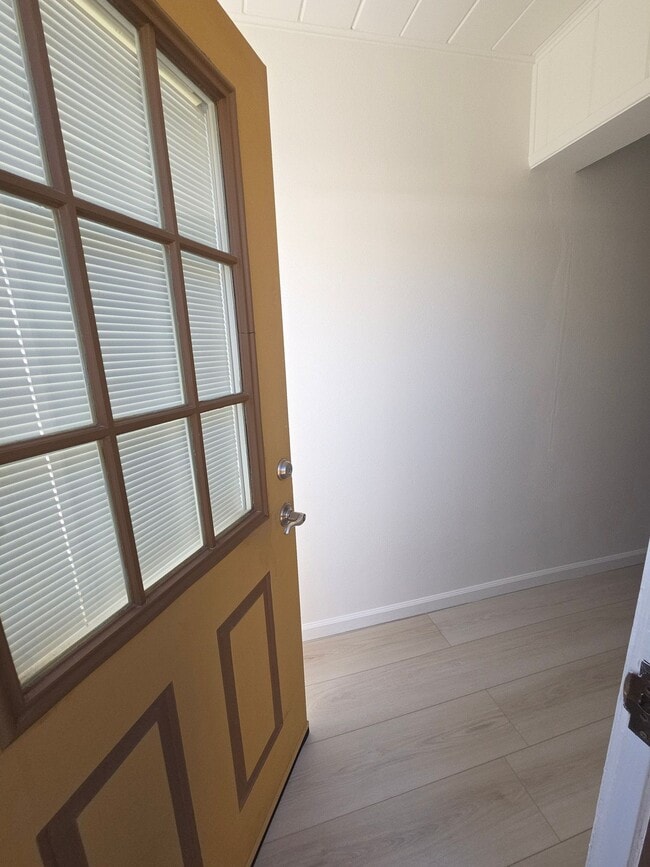 Photo - Remodeled 1 Bedroom 1 Bath located in the middle of Ojai Unidad 246