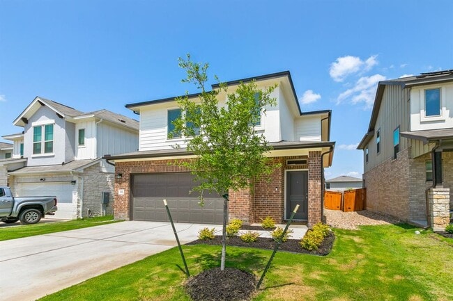 Photo - 615 Backstays Lp