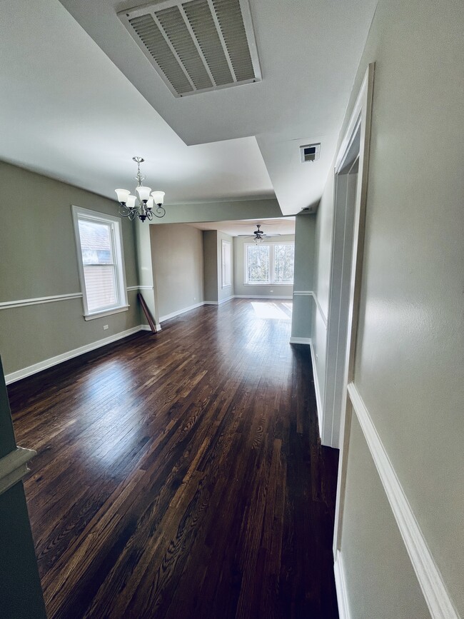 Photo - 7831 S Loomis Blvd Unit 2