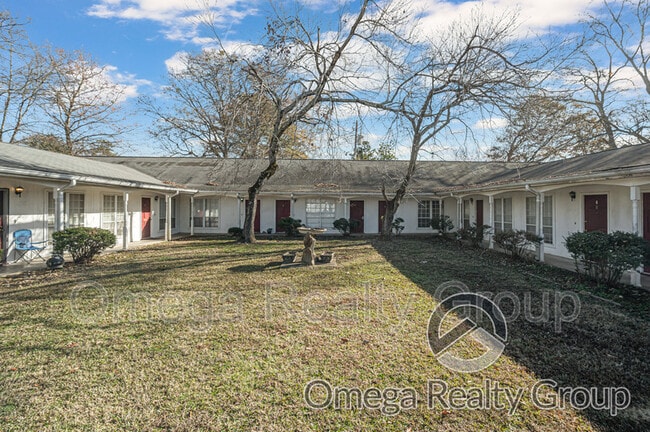 Photo - 1807 Gamble Ave Unit Apt 6